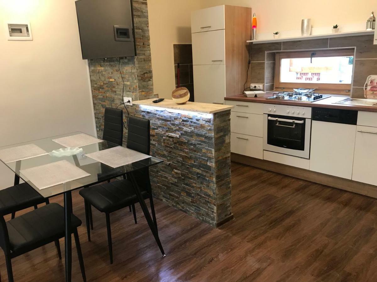 Candy Apartman Keszthely Exteriér fotografie